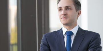 Διαμαντής Μπουζάνης, Επικεφαλής, Cosmote Insurance