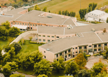 Το ΙΑΣΩ πούλησε το κέντρο “ΦΙΛΟΚΤΗΤΗΣ” στο Darzalas Capital Sarl