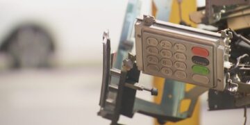 Έκρηξη σε 3 ΑΤΜ έξω από supermarket: Ασφαλισμένο το κατάστημα