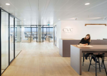 Στο στόχαστρο του CVC και ο όμιλος Vivartia