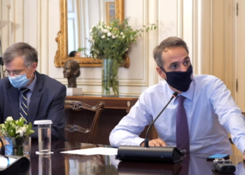 Νέα μέτρα για τον κορωνοϊό: Έως 9 άτομα σε συναθροίσεις και τέλος στις συναυλίες