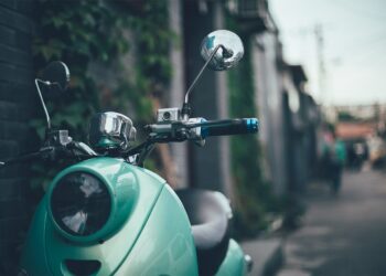 Όσοι έχουν δίπλωμα αυτοκινήτου μπορούν πλέον να οδηγούν μοτοσικλέτες 125 κ.εκ