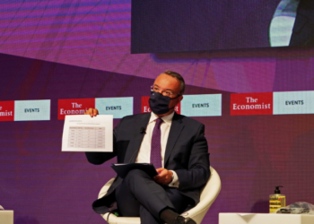 Χ. Σταϊκούρας: Συρρίκνωση 7,9% της ελληνικής οικονομίας στην πανδημία