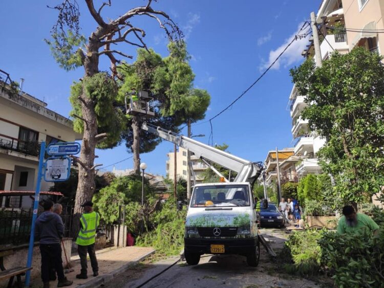 Να αποζημιωθούν όλες οι ζημιές από τον ανεμοστρόβιλο ζητά ο δήμος Ηρακλείου Αττικής