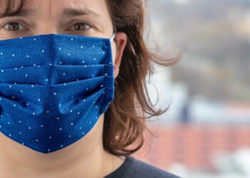 Υπ. Υγείας: Πώς να μην φοράς τη μάσκα σου
