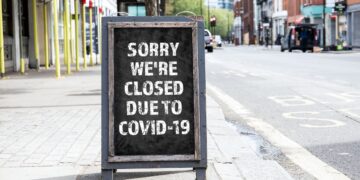 Έκθεση: Με ασφάλιστρα 150 ετών… η ασφαλιστική κάλυψη επιχειρήσεων στον Covid-19