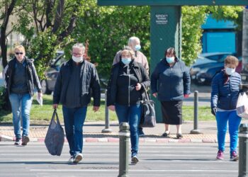 Διευκρινήσεις από το Υπουργείο Εργασίας για τη μετακίνηση εργαζομένων