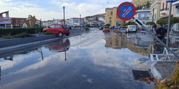 15 εταιρείες υπέστησαν ολική καταστροφή από το τσουνάμι στη Σάμο