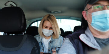 Κορωνοϊός και μετακίνηση: Νέα απόφαση για τον αριθμό των ατόμων που επιτρέπεται σε κάθε όχημα