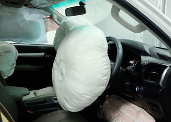 3 εκατ. οχήματα ανακαλεί η Ford στις ΗΠΑ λόγω των αερόσακων που σκάνε