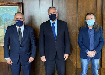 Δέσμευση του Υπ. Εσωτερικών στο ΕΕΑ για παράταση του χρόνου μισθώσεων δημόσιων και δημοτικών κοινόχρηστων χώρων