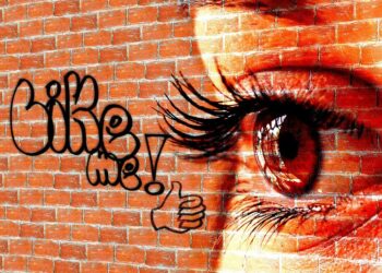 Πώς να αναβαθμίσετε την επαγγελματική σας εικόνα μέσα από τα social media