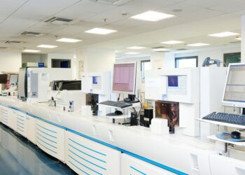 Μάρτιος, ο πιο σφοδρός μήνας του τρίτου κύματος της Covid-19 στην Ελλάδα