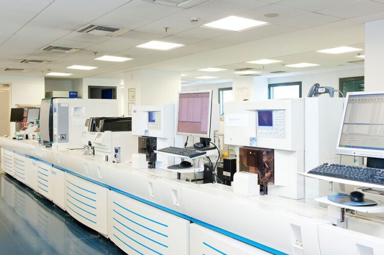 Μάρτιος, ο πιο σφοδρός μήνας του τρίτου κύματος της Covid-19 στην Ελλάδα