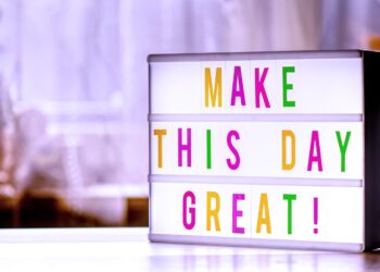 Τι δείχνει μελέτη του Harvard που διήρκεσε 80 χρόνια: Τελικά τι είναι αυτό που φέρνει την ευτυχία;