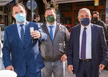 Το ΕΕΑ παρέδωσε δύο μισθωμένα οχήματα στη Γενική Γραμματεία Εμπορίου για την πάταξη του παραεμπορίου