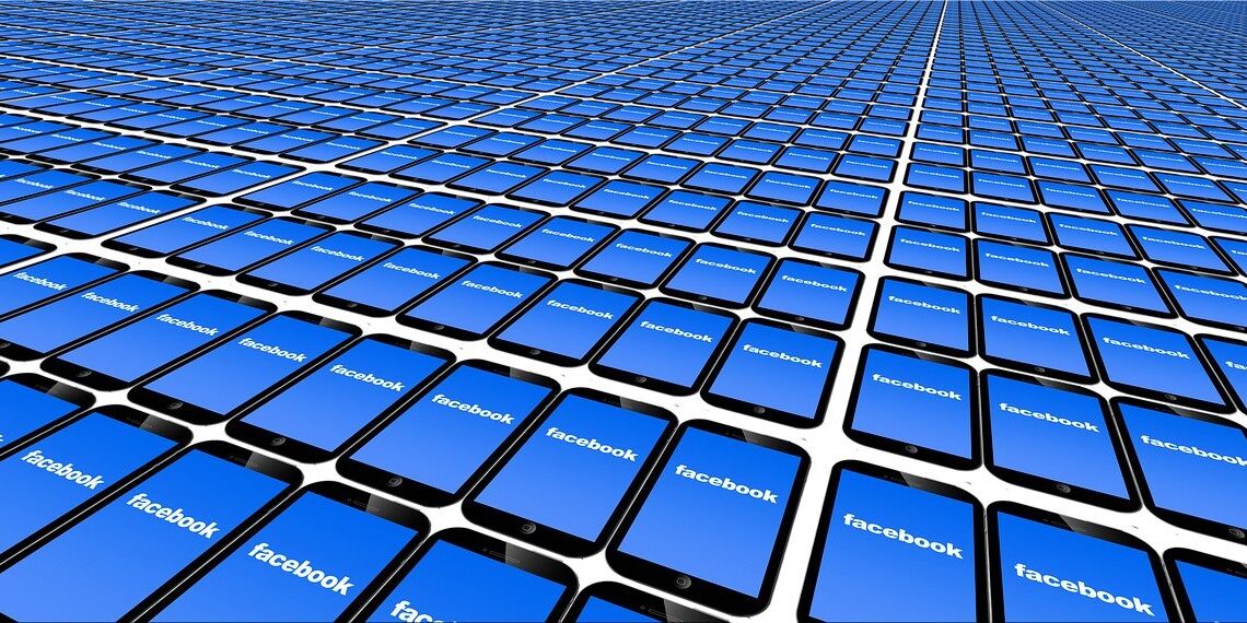 Διαρροή προσωπικών δεδομένων για περισσότερους από 500 εκατ. χρήστες του Facebook