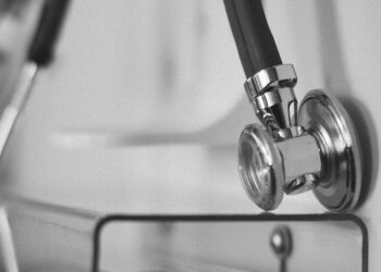 Ασφάλιση Υγείας: Αναγκαιότητα ή πολυτέλεια;