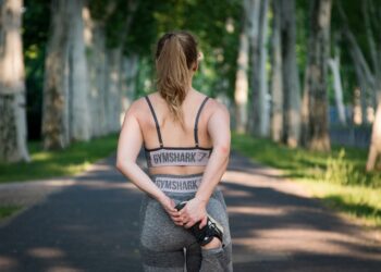 Η πανδημία Covid-19 έγινε αιτία σαρκοπενίας: Συστάσεις διατροφής & άσκησης