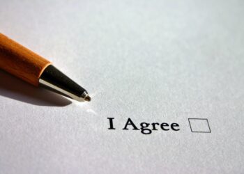 Σύσταση σε ασφαλιστική από το ΣτΚ για συμβόλαιο ζωής