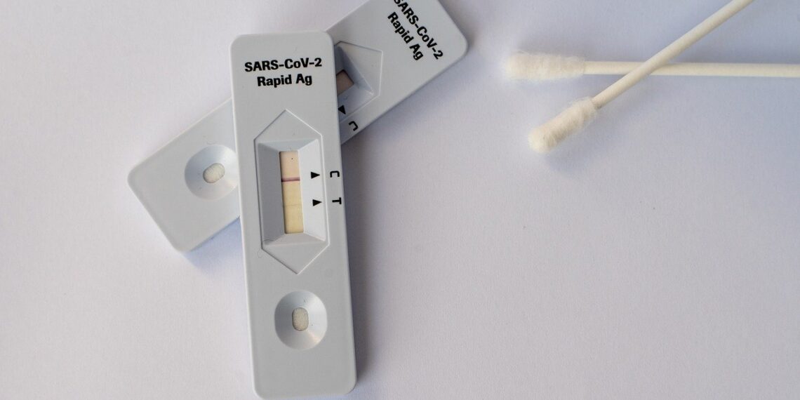 Self-test δυο φορές την εβδομάδα για όσους δραστηριοποιούνται στις ασφαλίσεις