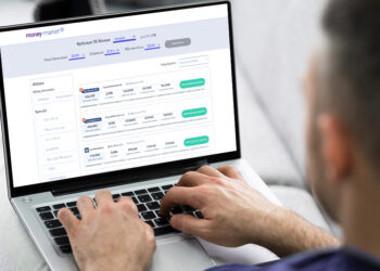 100.000 συγκρίσεις τραπεζικών προϊόντων στη διάρκεια του δεύτερου lockdown