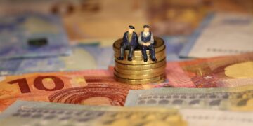 Αλλάζει η ημερομηνία των αναδρομικών για τους ”νέους” συνταξιούχους του ιδιωτικού τομέα