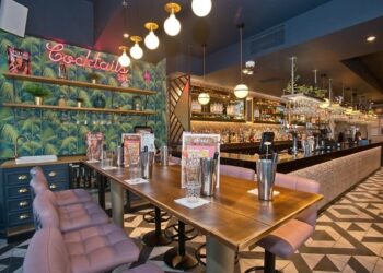 Ο μεγαλύτερος όμιλος παμπ της Βρετανίας μηνύει 3 ασφαλιστικές για 1,2 δις δολ