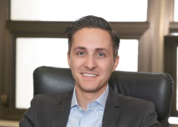 Δ. Μπουζάνης: Αδιαμφισβήτητη σε όλους τους τομείς η ανάγκη ψηφιοποίησης της Αγοράς