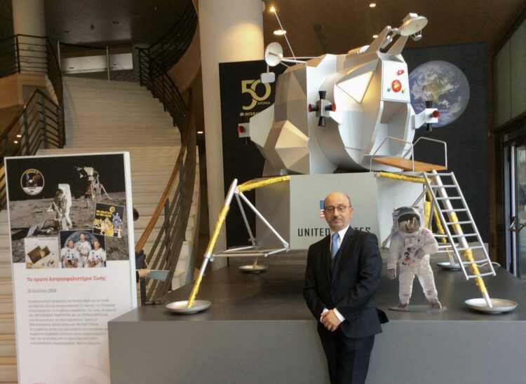 Από τη Γη στη Σελήνη: σαν παραμύθι…