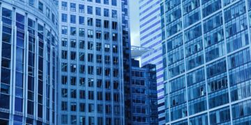 Γιατί οι ασφαλιστικές ανακάμπτουν γρηγορότερα στην υγειονομική από ότι στην οικονομική κρίση του 2008