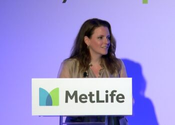 Tο 35% των νοσοκομειακών δαπανών επιβαρύνει την τσέπη μας. Πώς μπορούμε να θωρακιστούμε οικονομικά;