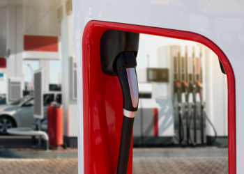 H Anytime της INTERAMERICAN συνεχίζει «ηλεκτρικά» με την ασφάλιση οχημάτων Tesla