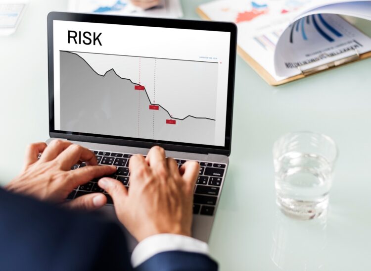 graph-business-financial-investment-risk-word