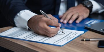 Πράσινο “φως” για την εκπαιδευση ιδιωτών στην έκδοση νέων συντάξεων