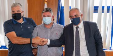 To EEA στην πυρόπληκτη περιοχή των Αχαρνών για την ενίσχυση των πληγέντων επιχειρήσεων με 100.000 ευρώ