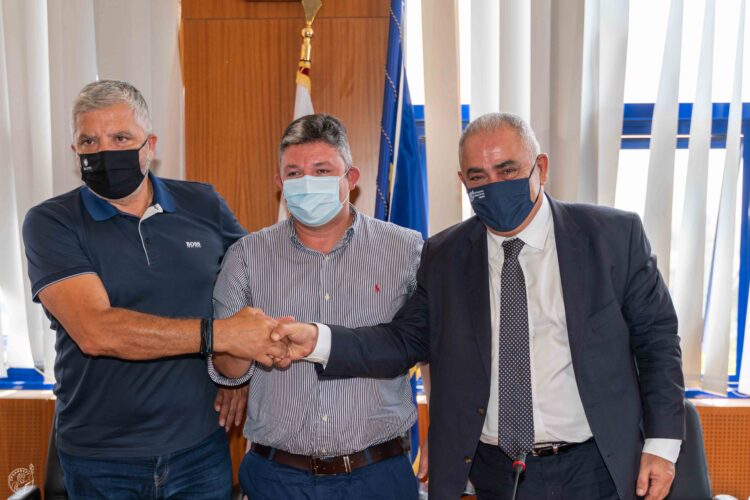 To EEA στην πυρόπληκτη περιοχή των Αχαρνών για την ενίσχυση των πληγέντων επιχειρήσεων με 100.000 ευρώ