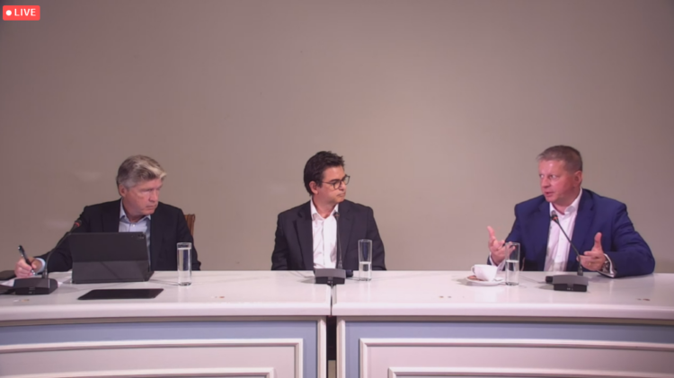 Ασφαλιστικές “κοινότητες αλληλεγγύης” και ΣΔΙΤ η λύση στους συστημικούς κινδύνους