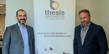 Ο Γ. Κουτούζος στο εμπορικό τμήμα της Thesis Brokers