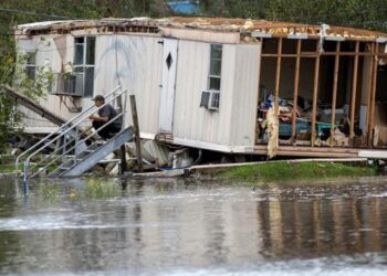 Swiss Re: 30 δις οι ασφαλιστικές απώλειες από τον τυφώνα Ida