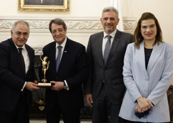 Συνάντηση του προέδρου της Κυπριακής Δημοκρατίας και του Γ. Χατζηθεοδοσίου