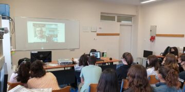 Μέντορες από την INTERAMERICAN συζητούν για σημαντικά θέματα με μαθητές της Δευτεροβάθμιας Εκπαίδευσης