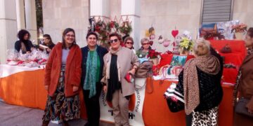 Xριστουγεννιάτικο BAZAAR