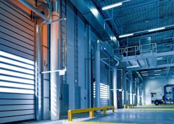 Μπαράζ αυξήσεων στα ασφάλιστρα εμπορικών – βιομηχανικών κινδύνων