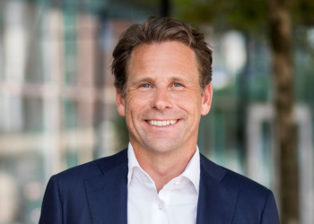 D. Knibbe: Η στόχευση του ομίλου της ΝΝ μέσα από την εξαγορά της Metlife στην Ελλάδα