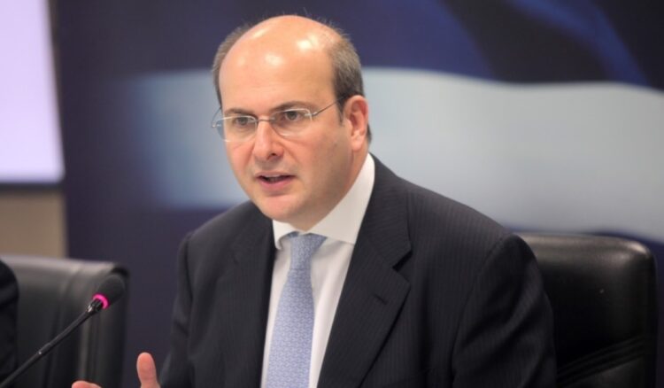 Κ. Χατζηδάκης : “Αφήνω πίσω τους εραστές της ακινησίας στον ΕΦΚΑ”