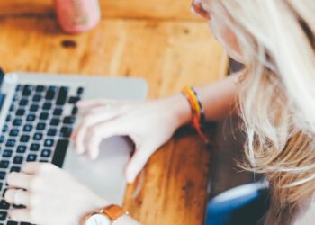 Power Pass: Πώς θα πάρουν οι καταναλωτές την οικονομική ενίσχυση για το ρεύμα