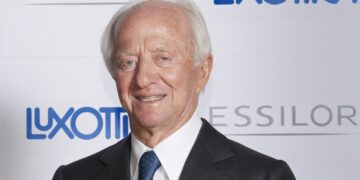 Έφυγε από τη ζωή ο αυτοδημιούργητος δισεκατομμυριούχος Del Vecchio