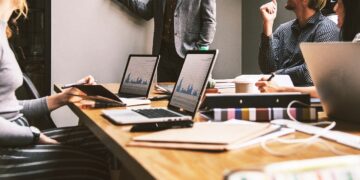 Μειώνονται οι εισφορές επικουρικής ασφάλισης από 6,5% σε 6%