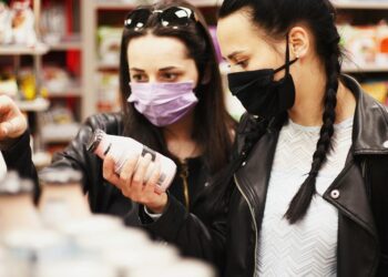 Σε ποιους χώρους δε θα φοράμε μάσκα από σήμερα